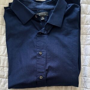 Banana Republic Dark Blue Casual Button Down Shirt